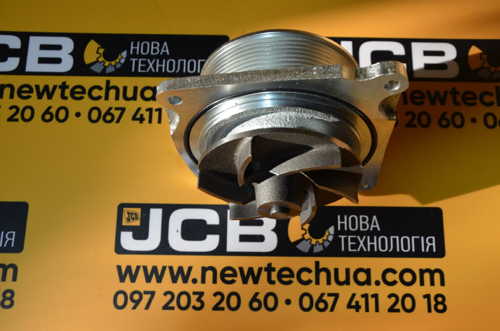 Насос водяний JCB 320/04542