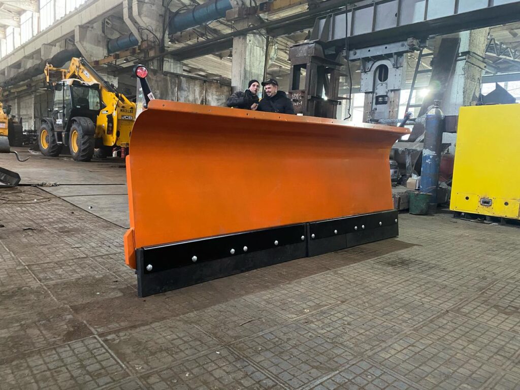 Відвал для снігу 5-ти позиційний