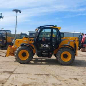 JCB 535-95 2023