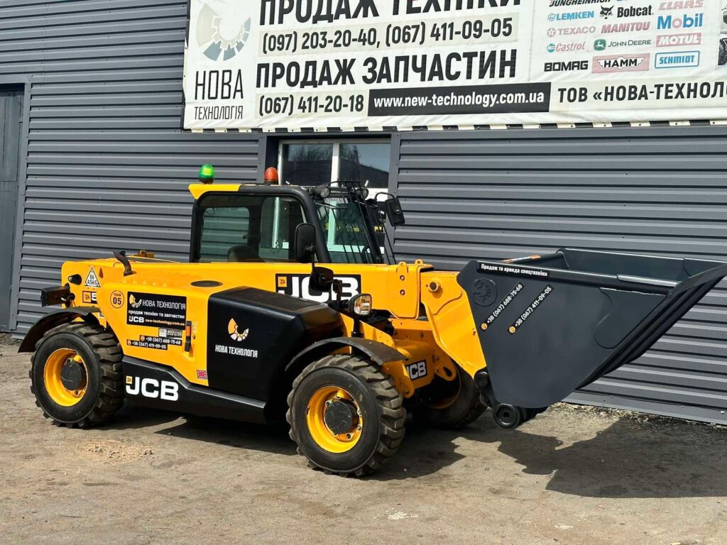 JCB 525-60 2018